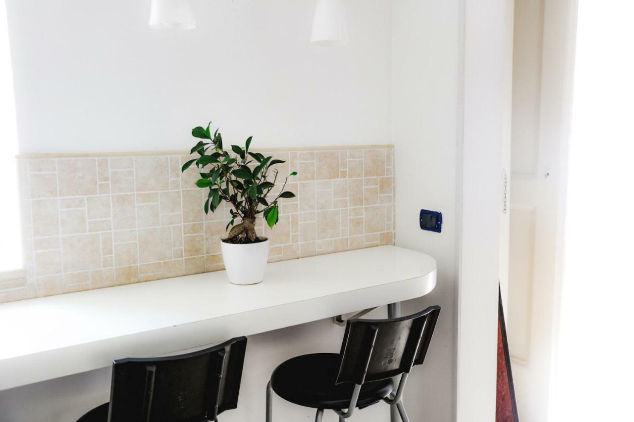 나폴리 Spicchi Di Sole B&B 외부 사진