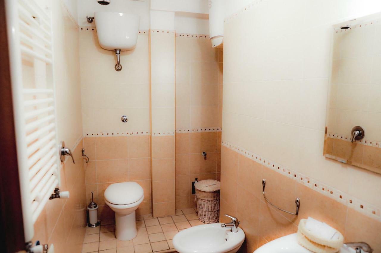 나폴리 Spicchi Di Sole B&B 외부 사진